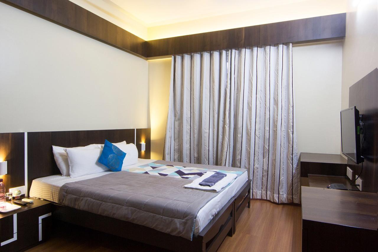 Amanora Park Town Bed and Breakfast Pune Eksteriør billede