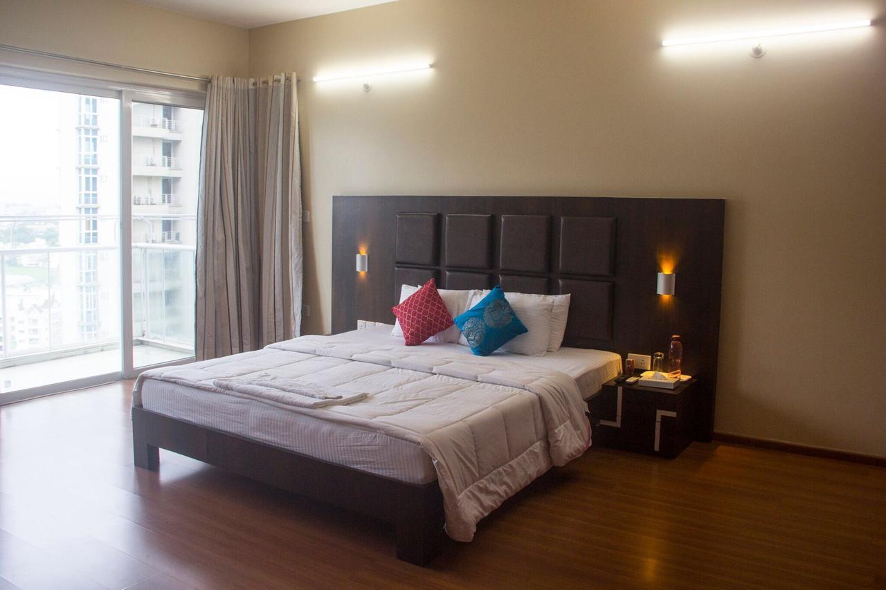 Amanora Park Town Bed and Breakfast Pune Eksteriør billede